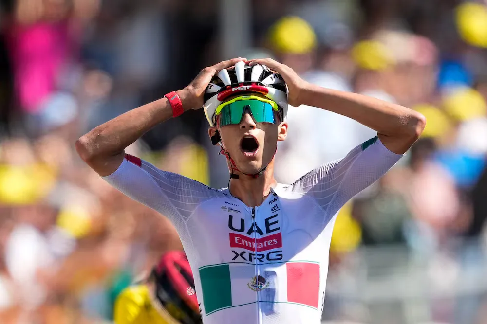 Isaac del Toro se mete al top 3 del Tour de Francia y vuelve a vestir el maillot blanco